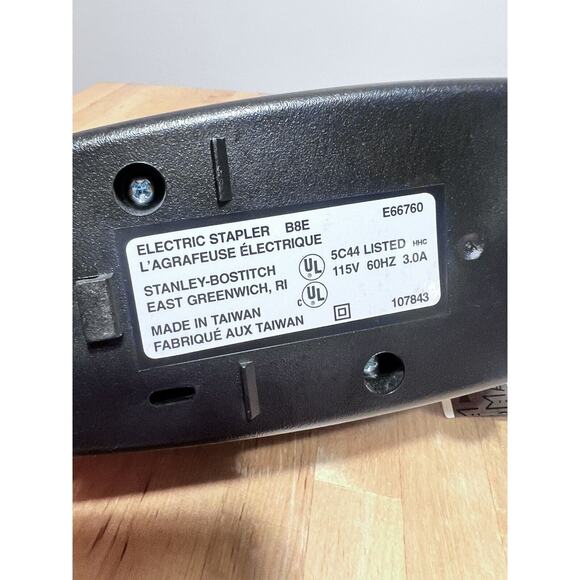 Stanley Bostitch B8E E66760 Heavy-Duty Electric Stapler 45-Sheet Capacity EUC - Picture 3 of 4